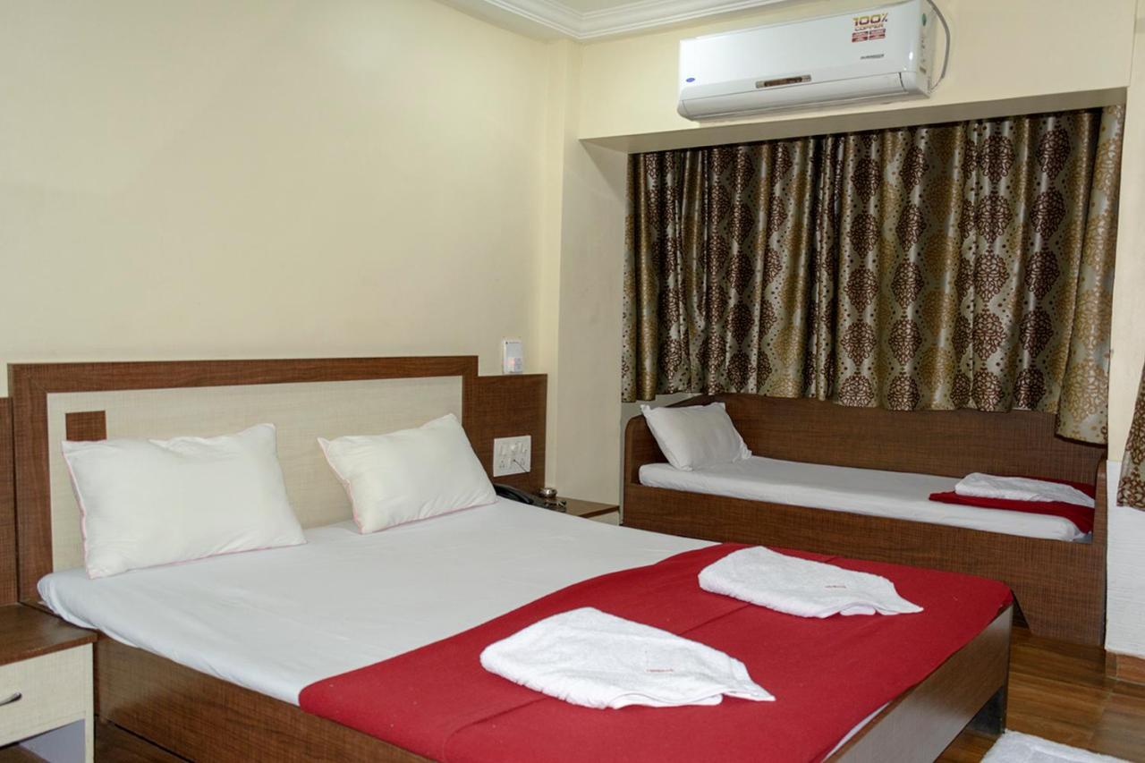 Hotel Mukesh Residency Pune Extérieur photo