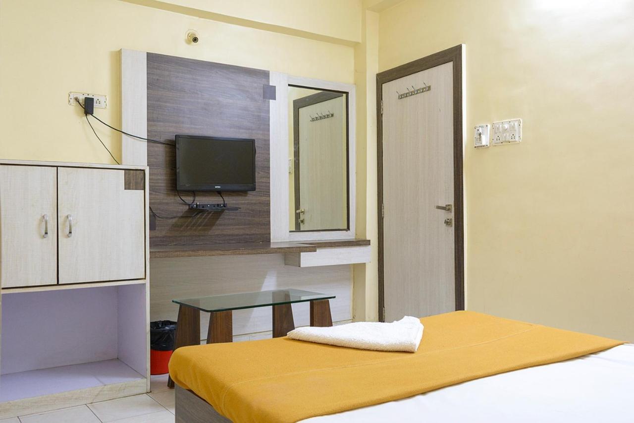 Hotel Mukesh Residency Pune Extérieur photo