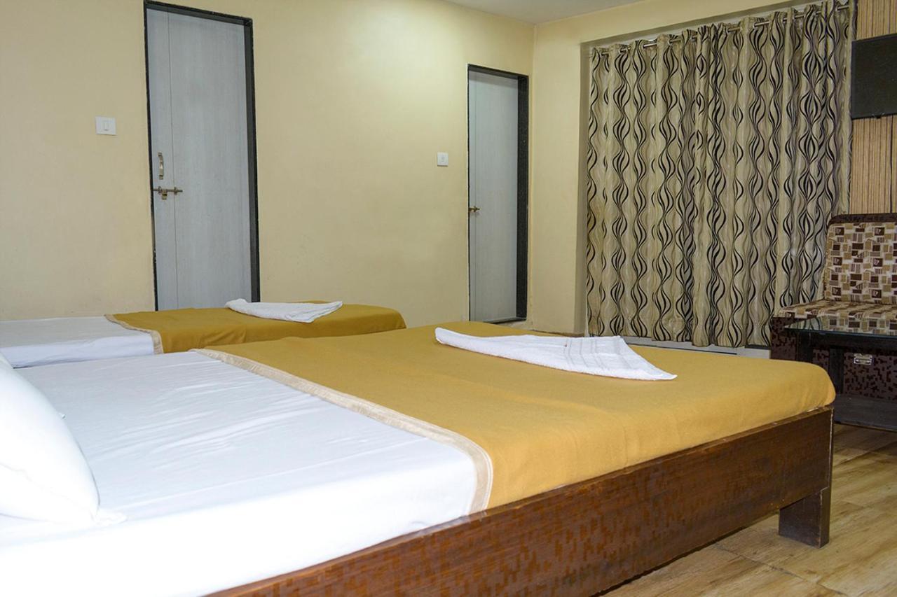 Hotel Mukesh Residency Pune Extérieur photo