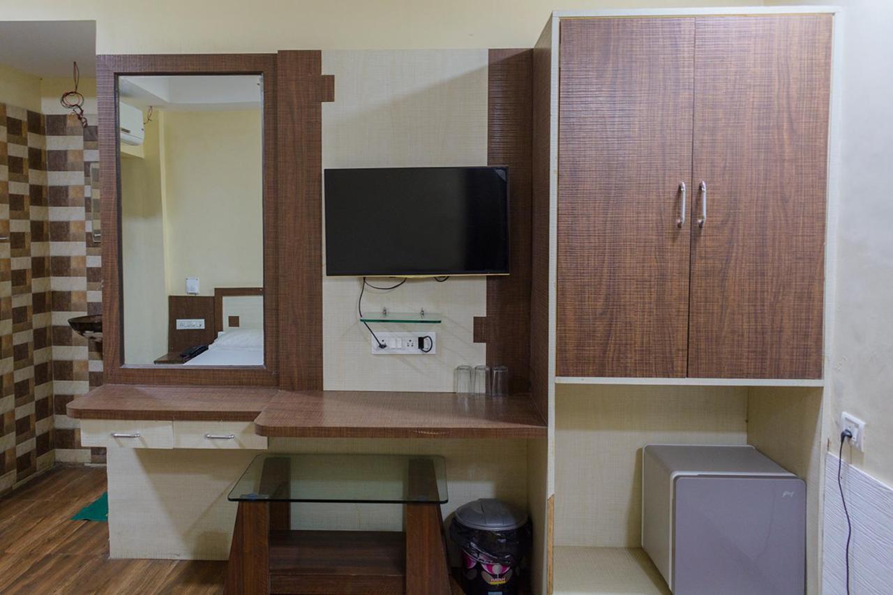 Hotel Mukesh Residency Pune Extérieur photo